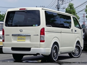 ハイエースバン新車：ハイエースバン４ＷＤ
