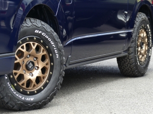 ハイエースワゴン新車：ハイエースワゴン４ＷＤ