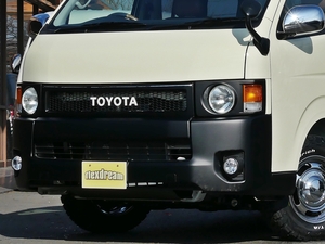 ハイエースワゴンハイエース丸目クラシックカスタム　ライトキャンピングカー