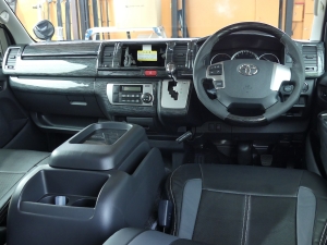 ハイエースバン丸目ハイエース　FD-Classic　クラシック