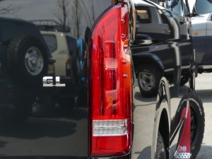 ハイエースワゴン１０人乗り　新車　ワイド