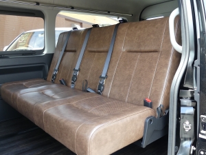 ハイエースワゴンハイエースワゴン　車中泊　3列シート　フルフラット