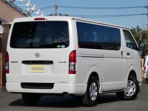 ハイエースバン一部改良後 安全装備追加 特別仕様車　カスタム