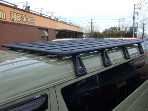 ハイエースワゴン安全装備 ライトキャンピングカー ピクニックスタイル