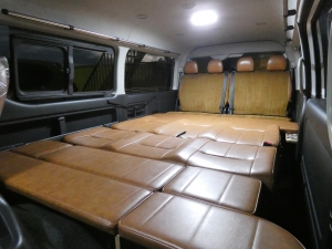 ハイエースワゴンflexdreamライトキャンピングカーFD-BOX2T