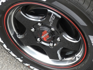 ハイエースワゴン新車アウトレット10人乗りワゴン　安全装備追加