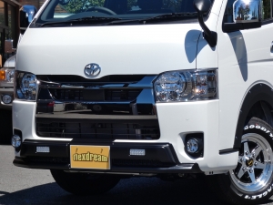 ハイエースバンS-GLダークプライム2　でイーゼル4WD　JAOSフェンダー