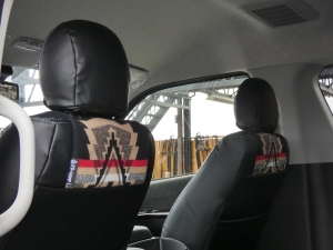 ハイエースワゴン新車アウトレット新車コンプリート　車中泊できる街乗り仕様車ライトキャンピングカー