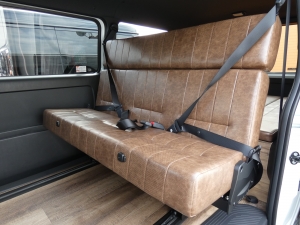 ハイエースバン 安全装備追加 特別仕様車