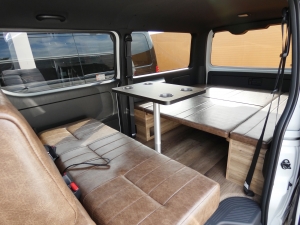 ハイエースバン 安全装備追加 特別仕様車