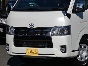 ハイエースバン特別仕様車ダークプライム2