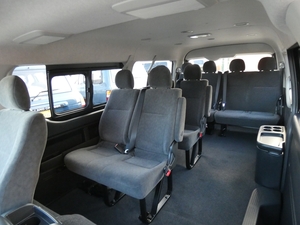 ハイエースワゴン１０人乗り　新車　ワゴンGL