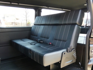 ハイエースバン特別仕様車ダークプライム2