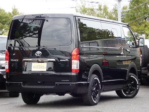 ハイエースバン新車ハイエースバンS-GLダークプライム2　ディーゼル4WD