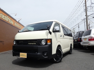 ハイエースワゴンライトイエロー　FD-BOX3バンライフ　内装架装