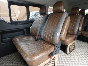 ハイエースワゴン新車コンプリート　ハイエースワゴン２ＷＤ