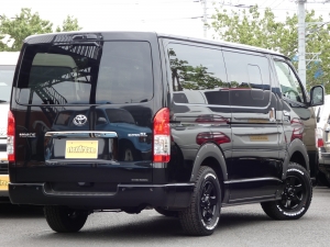 ハイエースバンハイエース　新車　S-GLダークプライム2　カスタム