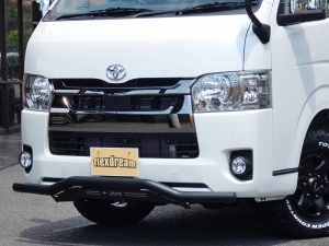 ハイエースバン新車カスタム　ディーゼル4WD　車中泊