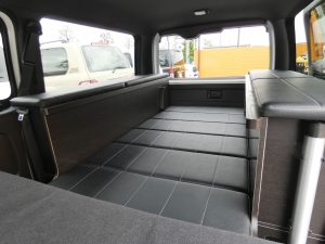 ハイエースＶディーゼル4WD　flexdreamライトキャンピングカー
