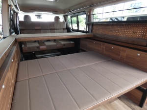 ハイエースバン新車アウトレットflexdreamライトキャンピングカー　VANLIFE　バンライフ