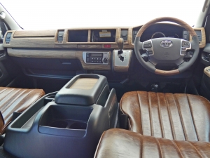 ハイエースワゴンハイエースワゴン　GL　4WD　丸目クラシックかカスタム