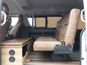 ハイエースワゴン新車　ハイエース　flexdreamライトキャンピングカー