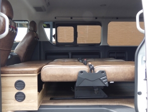 ハイエースワゴン新車　ハイエース　flexdreamライトキャンピングカー
