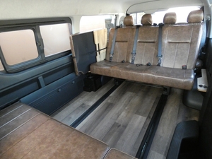 ハイエースワゴン新車コンプリート　ハイエースワゴン２ＷＤ