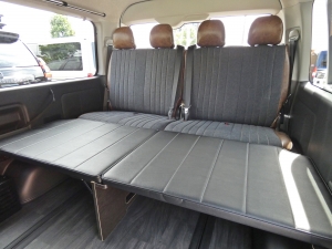 ハイエースワゴン新車コンプリート　ハイエースワゴン２ＷＤ