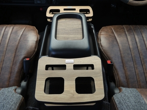 ハイエースバンハイエースバンS-GL　ディーゼル4WD　丸目クラシック