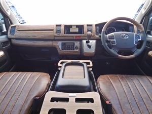 ハイエースバンハイエースバンS-GL　ディーゼル4WD　丸目クラシック