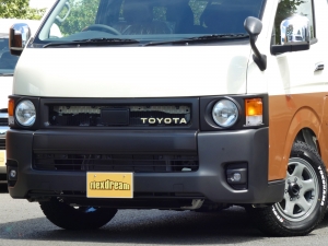 ハイエースワゴンハイエースワゴン　丸目クラシック　FD-classic