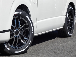 ハイエースバン新車アウトレットバンライフカスタム