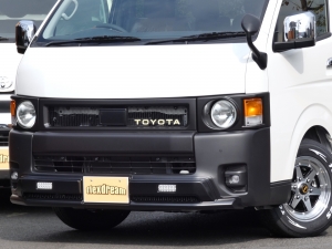 ハイエースワゴン新車コンプリート　ハイエースワゴン　ライトキャンピングカー