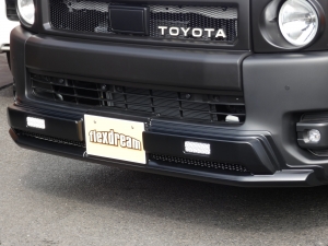 ハイエースワゴン新車コンプリート　ハイエースワゴン　ライトキャンピングカー