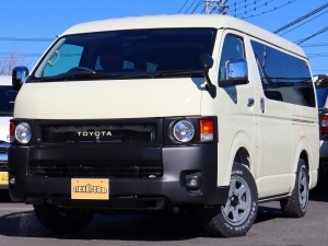 ハイエースバン新車アウトレットアウトドア　キャンプ　車中泊　バンライフ　１BOX　ベッド　キャンピングカー