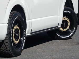 ハイエースバンディーゼル4WD　丸目クラシックカスタム