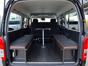 ハイエースワゴンアウトドア　キャンプ　車中泊　バンライフ　１BOX　ベッド　キャンピングカー