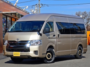 ハイエースバン新車アウトレットスパロン　4WD　ディーゼル