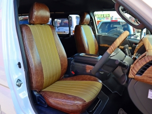 ハイエースバンアウトドア　キャンプ　車中泊　バンライフ　１BOX　ベッド　キャンピングカー