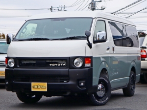 ハイエースワゴンアウトドア　キャンプ　車中泊　バンライフ　キャンピングカー