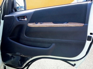 ハイエースバン新車アウトレットアウトドア　キャンプ　車中泊　バンライフ　１BOX　ベッド　キャンピングカー