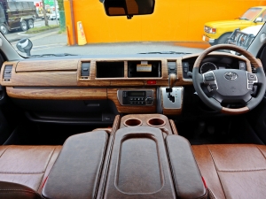 ハイエースワゴン新車コンプリート　ハイエースワゴン２ＷＤ