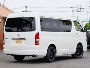 ハイエースワゴン１０人乗り　車中泊できる街乗り仕様車