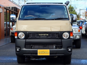 ハイエースバンディーゼル4WD　アースカラーパッケージ4V6ベージュ