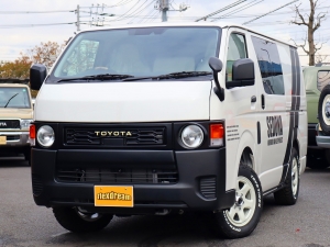 ハイエースバンDX　4WD　ディーゼル　キャンピング　車中泊　