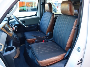 タウンエースアウトドア　キャンプ　車中泊　バンライフ　１BOX　ベッド　キャンピングカー