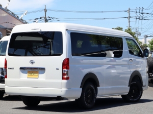 ハイエースワゴン１０人乗り　車中泊できる街乗り仕様車