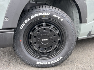 ハイエースバンキャンプ　アウトドア　レジャー　４ＷＤ　ＳＵＶ