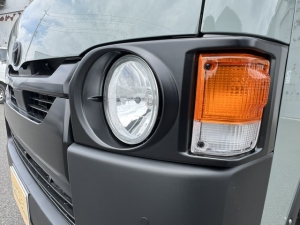 ハイエースバンキャンプ　アウトドア　レジャー　４ＷＤ　ＳＵＶ